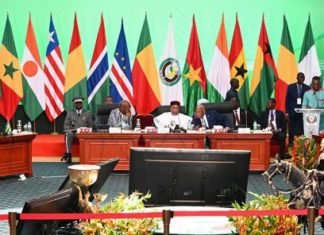 COUP D’ETAT EN GUINEE/La CEDEAO condamne, quelques citoyens acclament