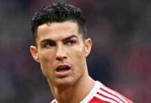 Man Utd : Ronaldo découpé par Carragher !