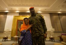 Palais Mohammed V : Le Président de la transition vole au secours de Binta Laly Sow