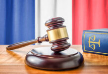 Justice : prison avec sursis pour Ménès