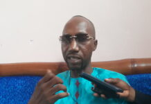 École guinéenne : Ibrahima Sory Yansané loue les efforts du gouvernement…