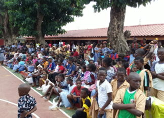 Éducation: une ONG vole au secours de l’école primaire madina cité