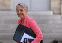 France: remaniement partiel avec les ministères régaliens sans changement