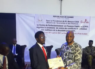 Conakry : la 2ème promotion des auditeurs en finances publiques reçoivent leurs certificats