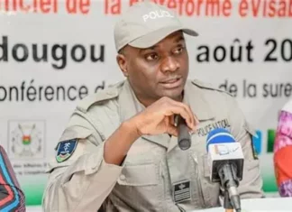 Le Burkina lance un passeport sans les insignes de la Cédéao BURKINA FASO