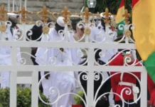 66 ème anniversaire de l’indépendance de la Guinée : Général Doumbouya rend hommage aux martyrs