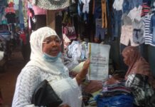 Vulgarisation de la nouvelle constitution : Hadja Kade Sanoh rencontre les femmes des marchés de Conakry