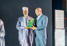 Guinée : Des titres fonciers remis aux déguerpis de Kaporo Rail, Kipé 2 et Dimess