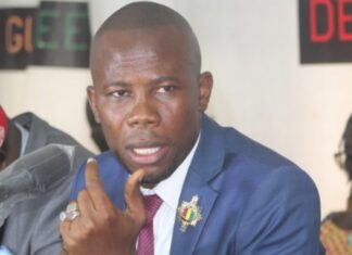 Présidentielle 2025 : Le candidat Abdoulaye Kourouma reconnait sa défaite et félicite Mamadi Doumbouya