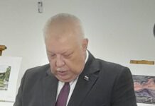 De Moscou à Conakry : Quand la finesse de l’aquarelle unit deux peuples