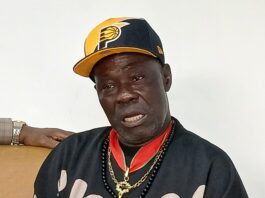 Bras Cassé : Le cri du cœur d’une légende de 79 ans au Président Mamadi Doumbouya