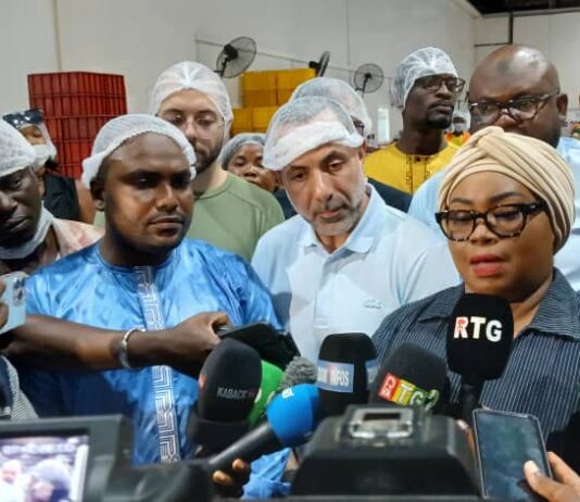 MCI : La ministre en visite dans les entrepôts….