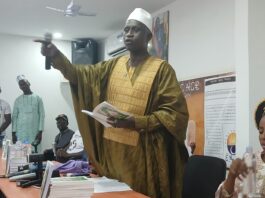 Litterature : Mohamed Ben Bentoura Bangoura dédicace le livre sacré » Wakara Gan »
