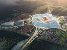 La construction du plus grand stade du monde (135 000 places) avance bien