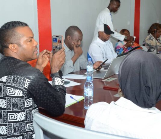 Formation en journalisme mobile : les journalistes du Quotidien national horoya outillés