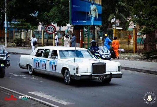 La voiture présidentielle de feu Ahmed Sékou Touré : Un symbole de l’histoire de la Guinée