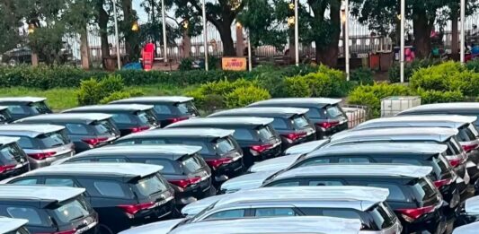 AN / 147 Toyota Fortuner destinés aux députés : Hadja Maimouna Yombouno salue l’initiative du Président Mamadi Doumbouya