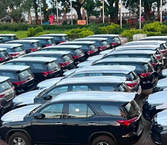 AN / 147 Toyota Fortuner destinés aux députés : Hadja Maimouna Yombouno salue l’initiative du Président Mamadi Doumbouya